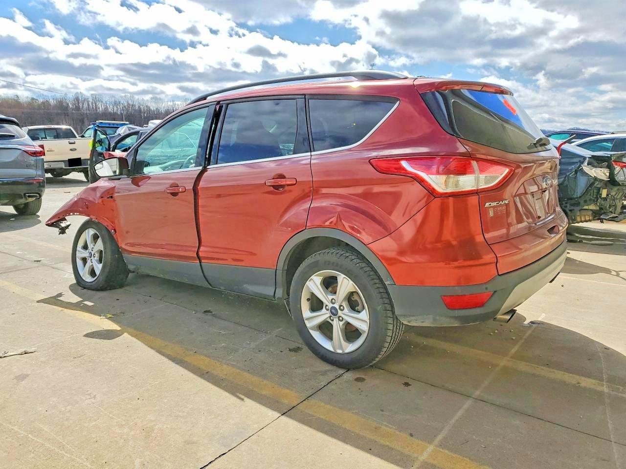 2016 Ford Escape Se - Фото 2