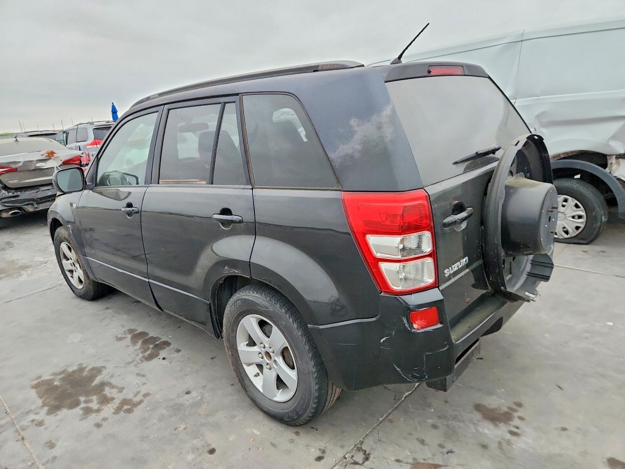 2007 Suzuki Grand Vitara Xsport - Image 2
