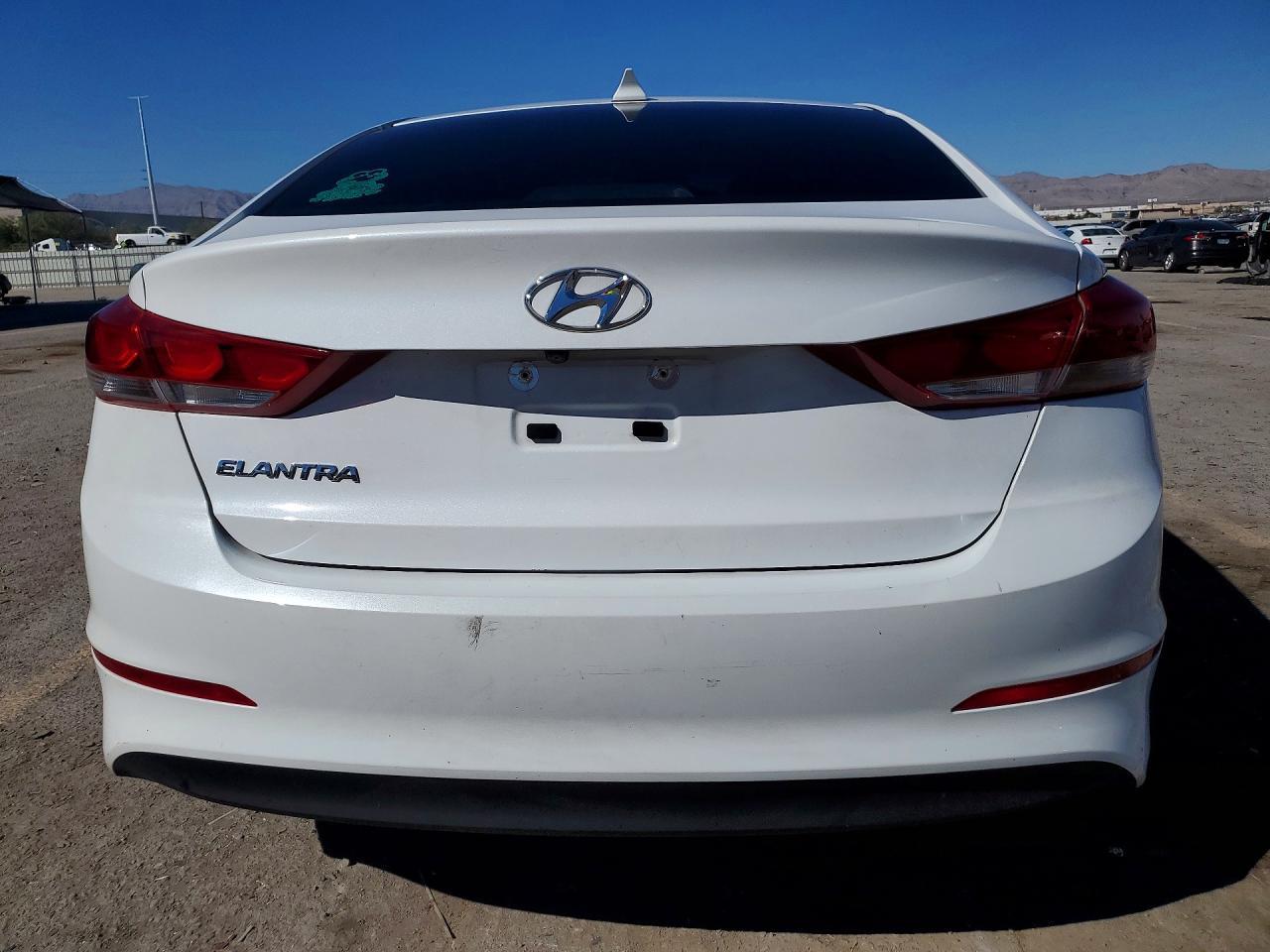 2018 Hyundai Elantra Sel - Фото 6