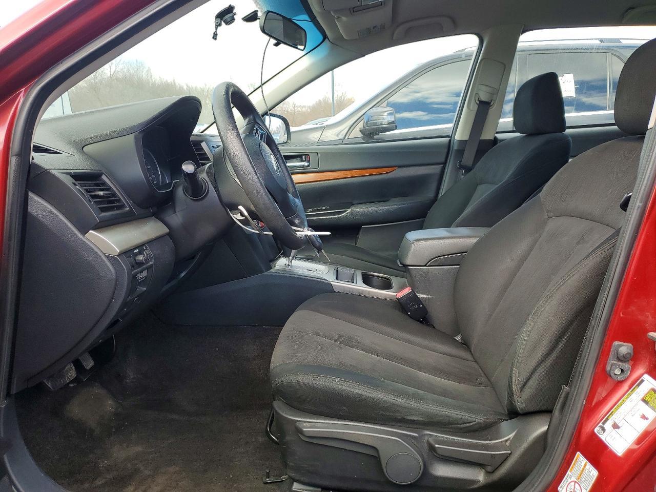 2013 Subaru Outback 2.5I - Image 7