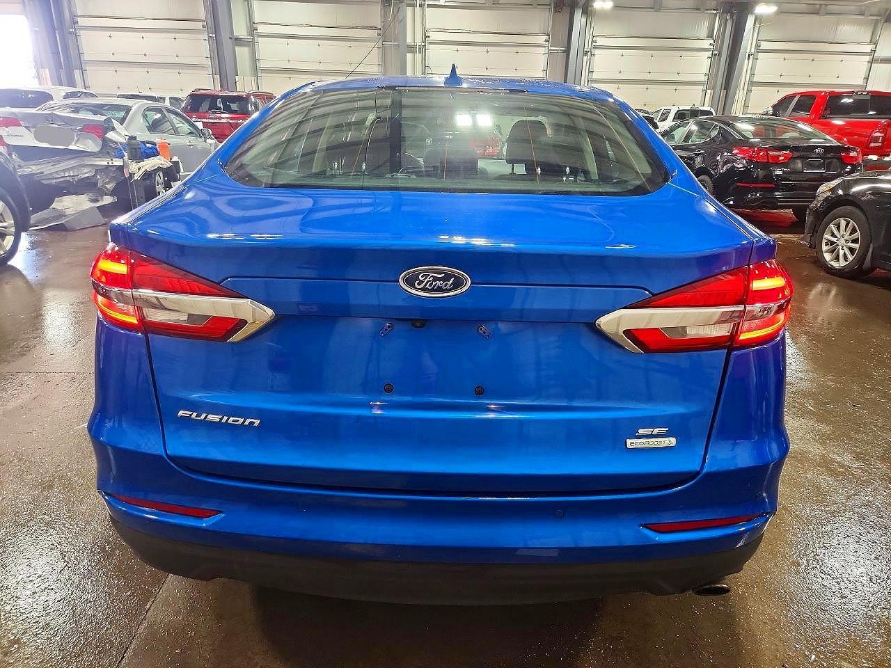 2020 Ford Fusion Se - Фото 6