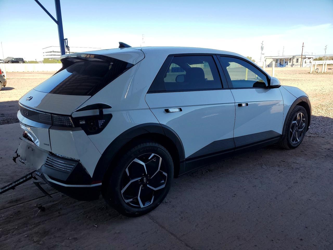 2023 Hyundai Ioniq 5 Sel - Image 3