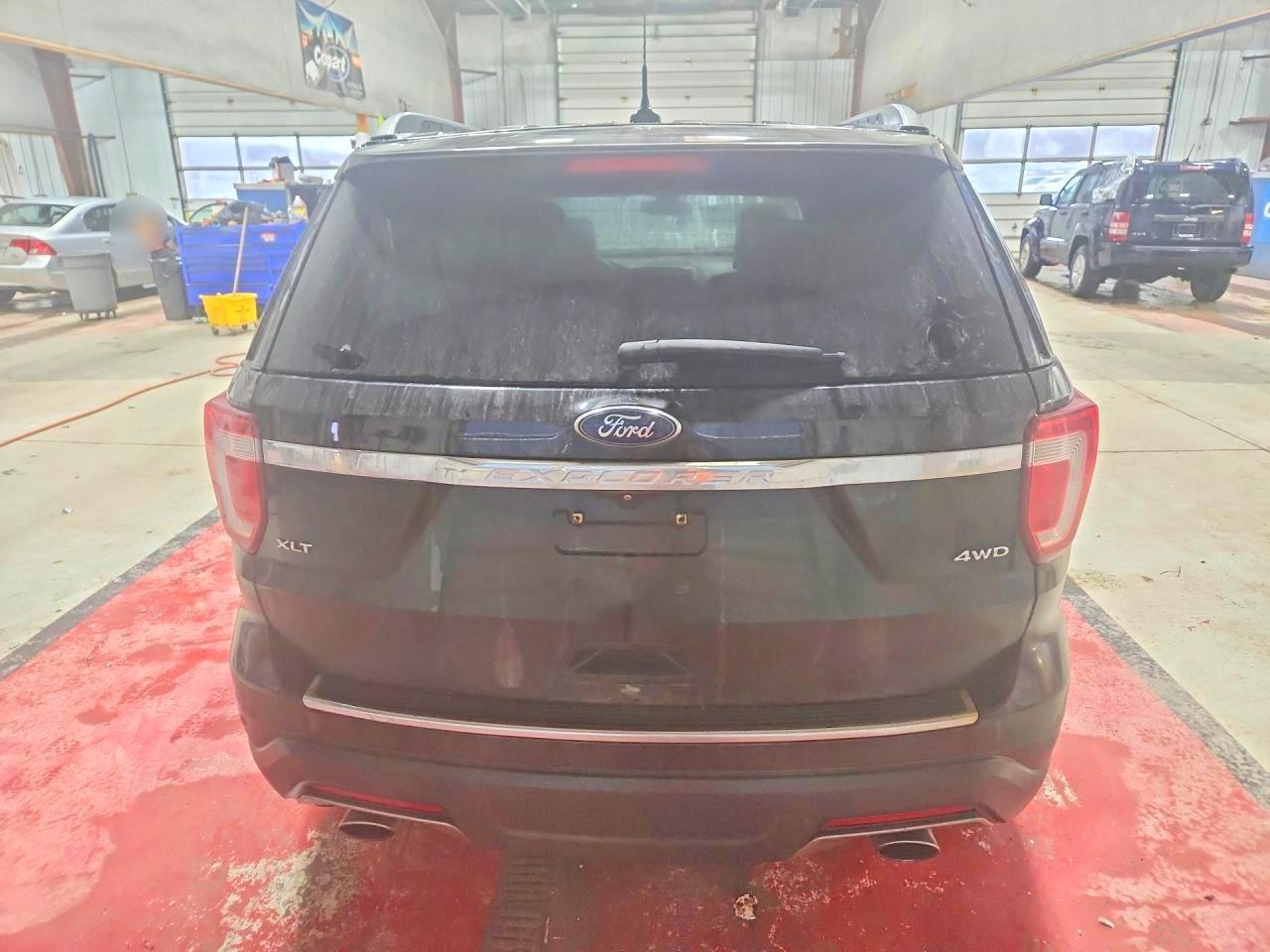 2018 Ford Explorer Xlt - Фото 6