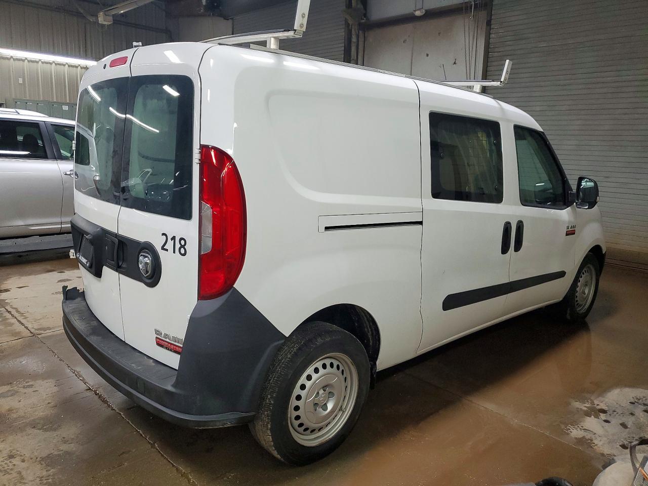 2018 Ram Promaster City Delivery Van - Фото 3