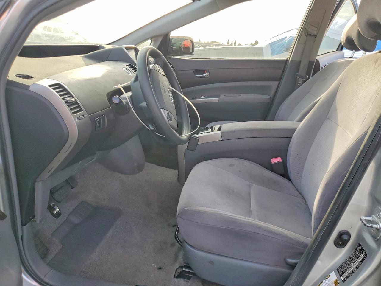 2004 Toyota Prius Base - Фото 7