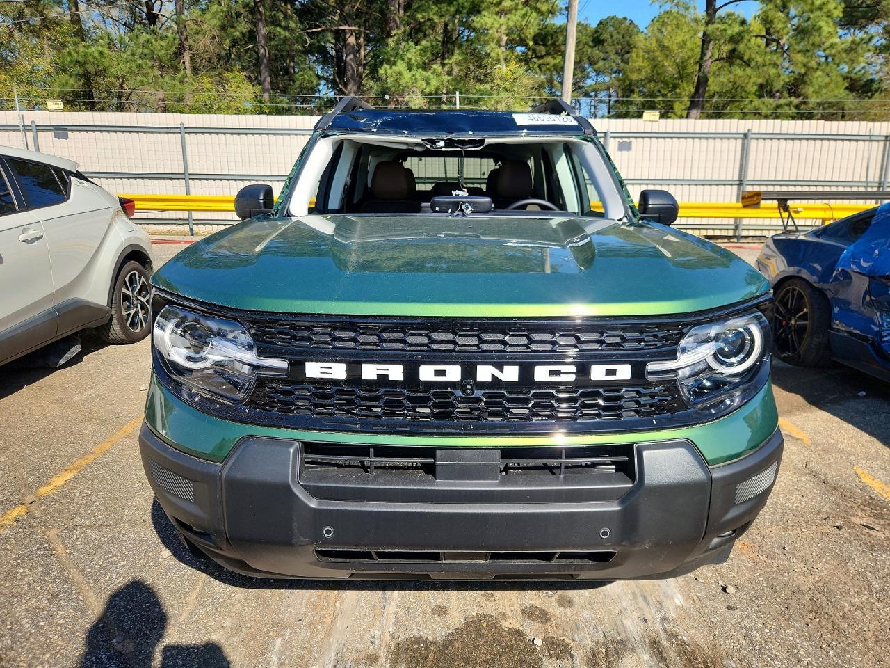 2025 Ford Bronco - Image 5