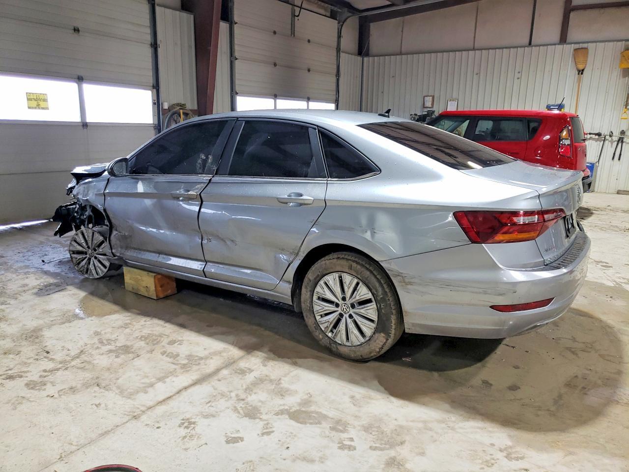 2019 Volkswagen Jetta S - Фото 2