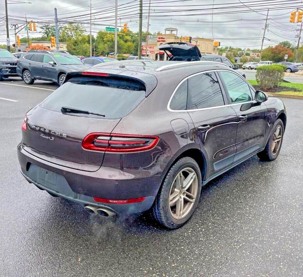 2015 Porsche Macan S - Image 4