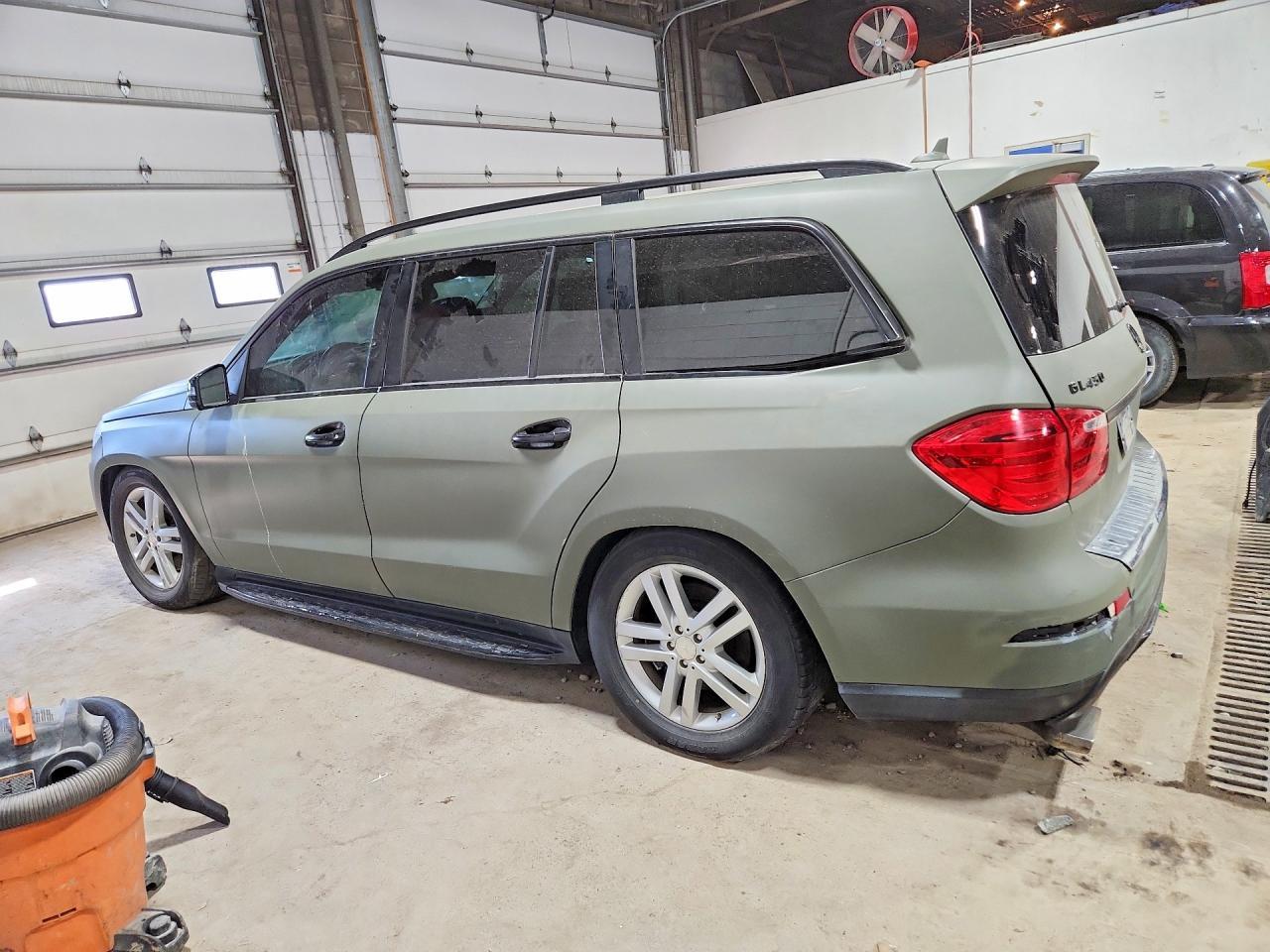 2013 Mercedes-Benz Gl 450 4Matic - Image 2