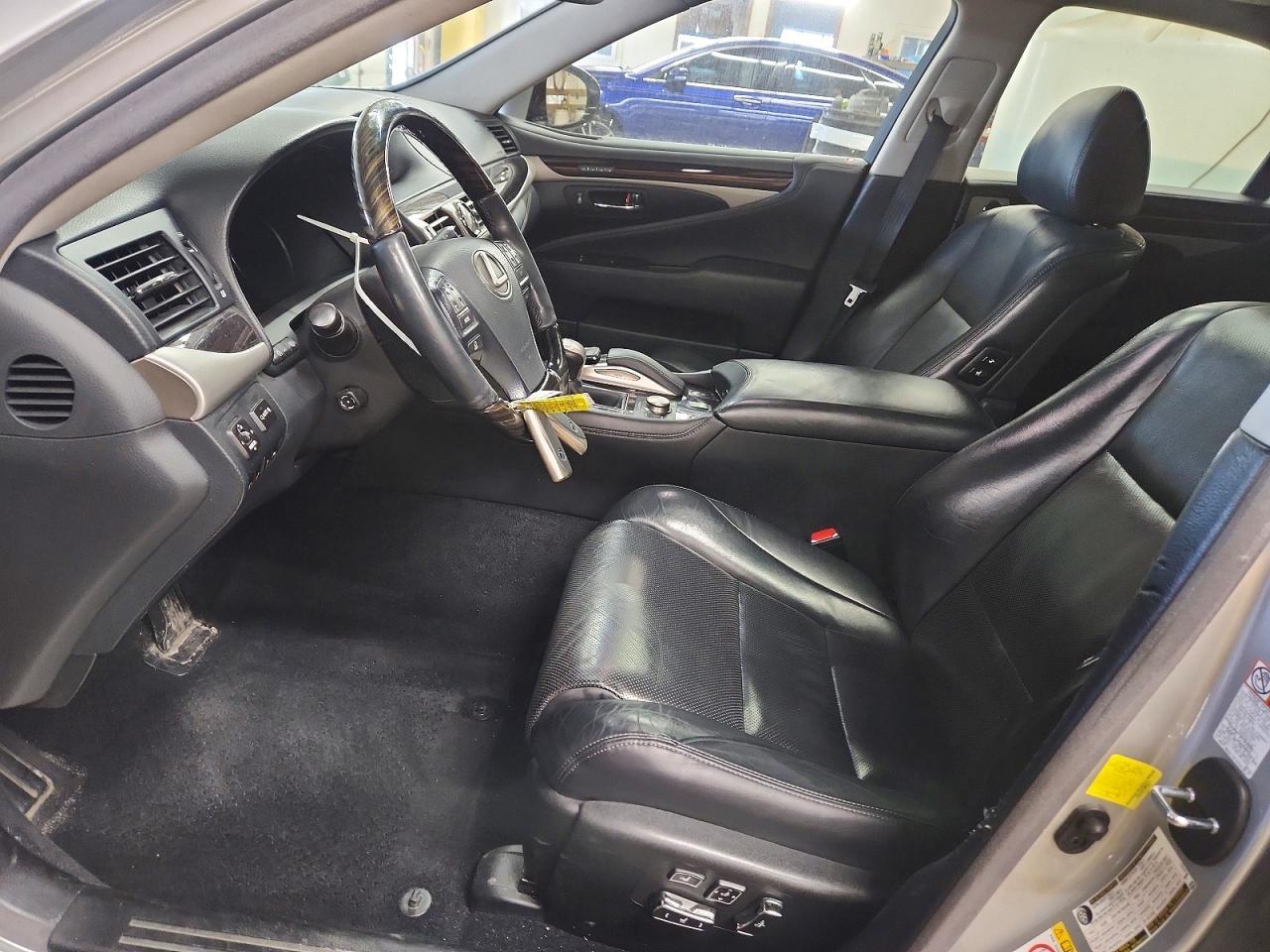 2017 Lexus Ls 460 Base - Image 7