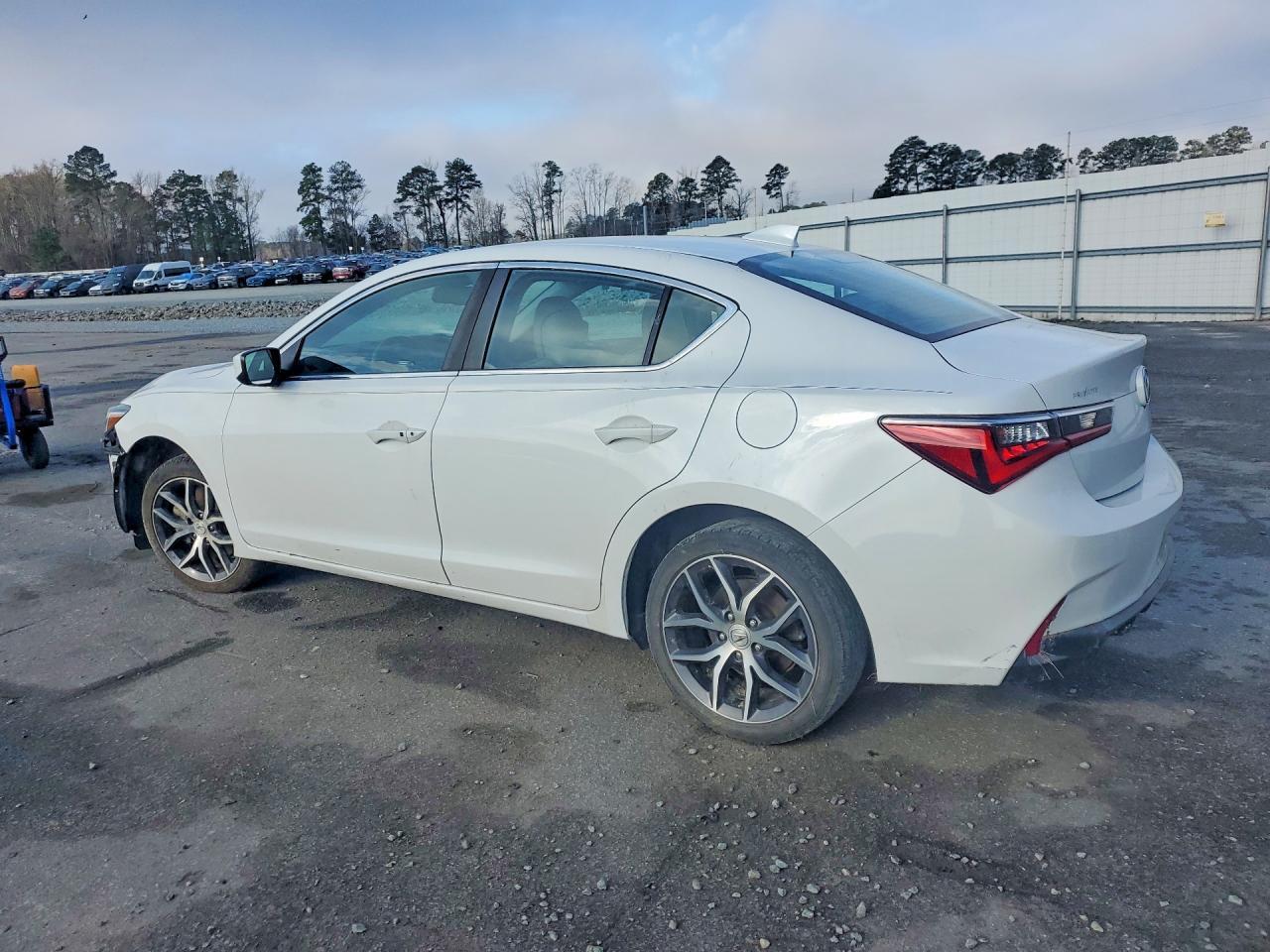 2019 Acura Ilx Premium - Image 2