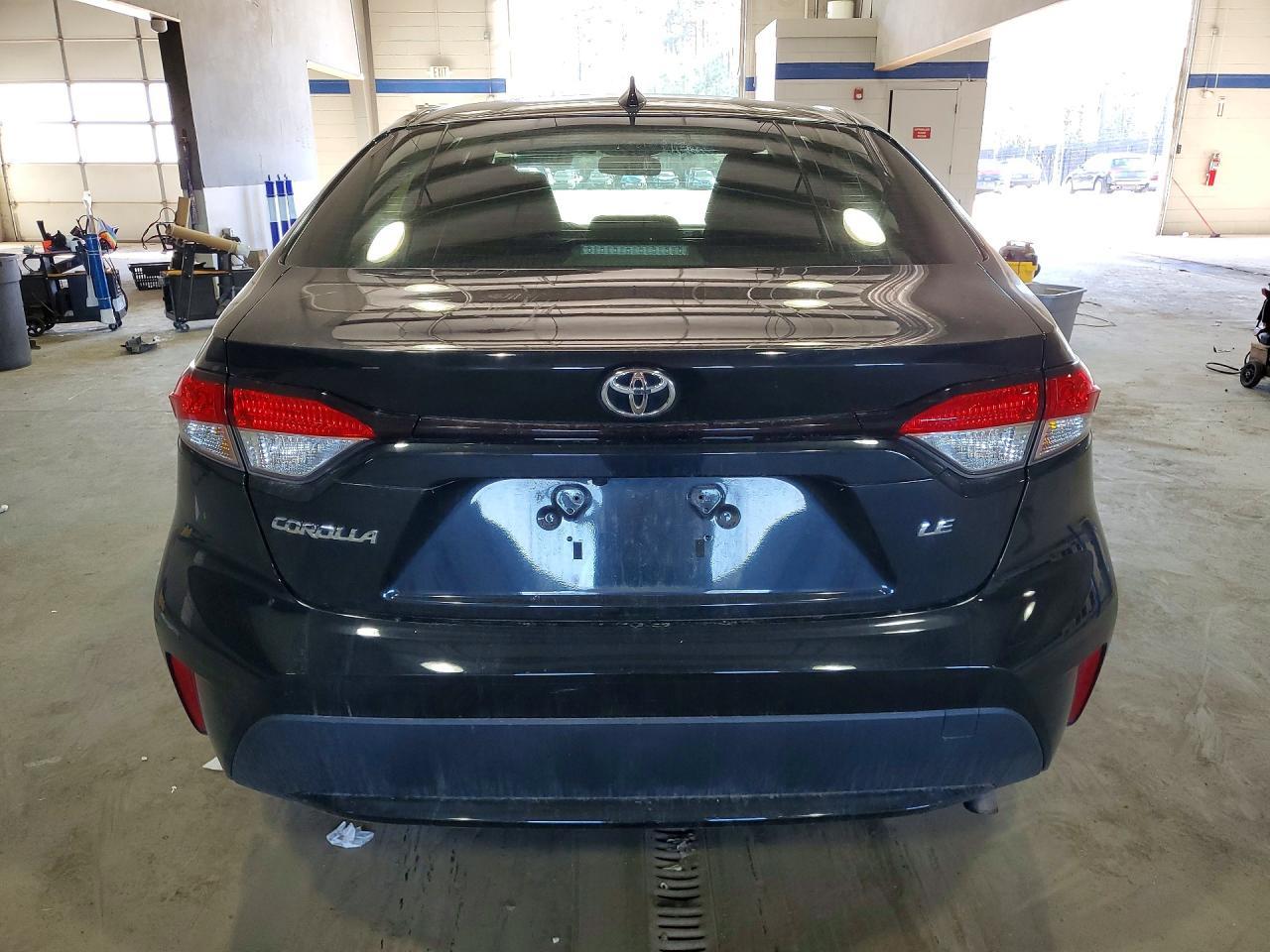 2022 Toyota Corolla Le - Фото 6