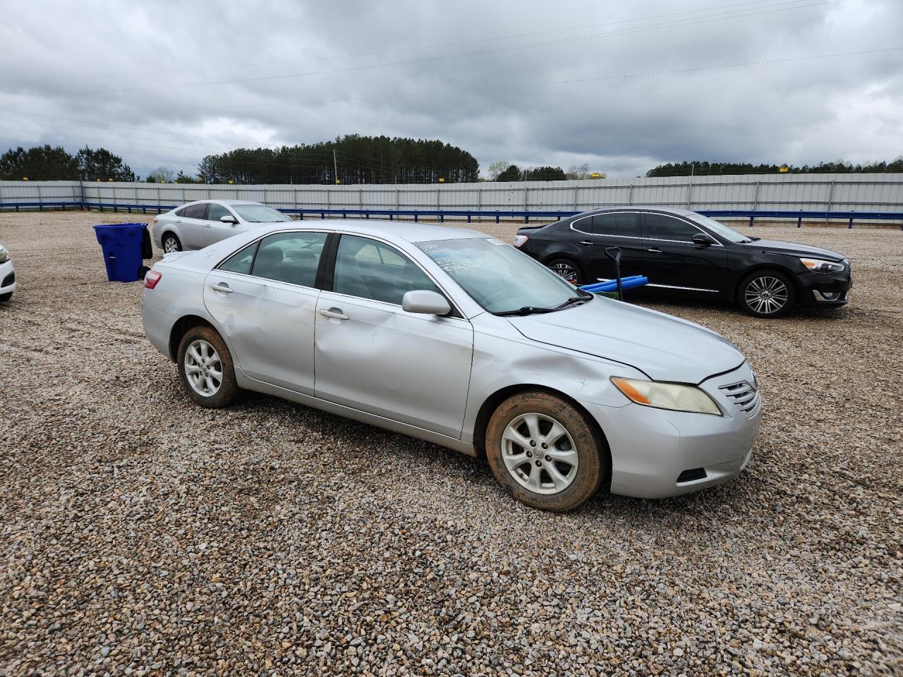 2009 Toyota Camry Le - Фото 4