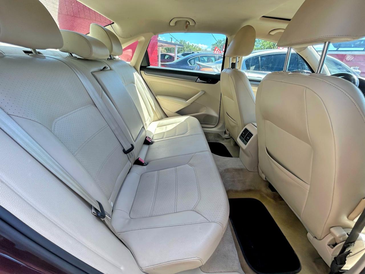 2014 Volkswagen Passat Se - Фото 6