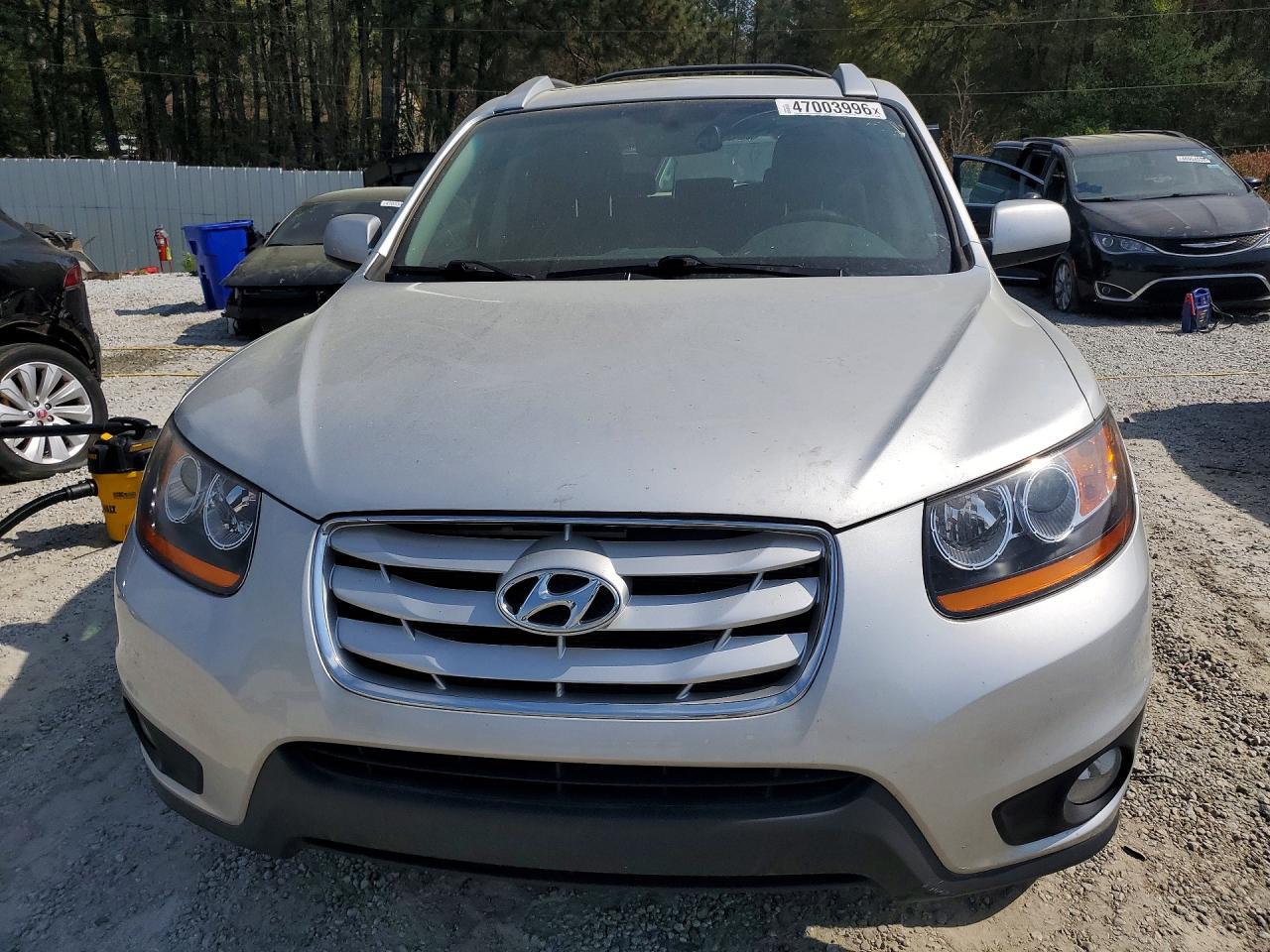 2011 Hyundai Santa Fe Limited - Image 5