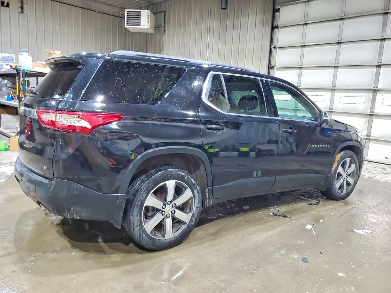2021 Chevrolet Traverse Lt - Фото 3