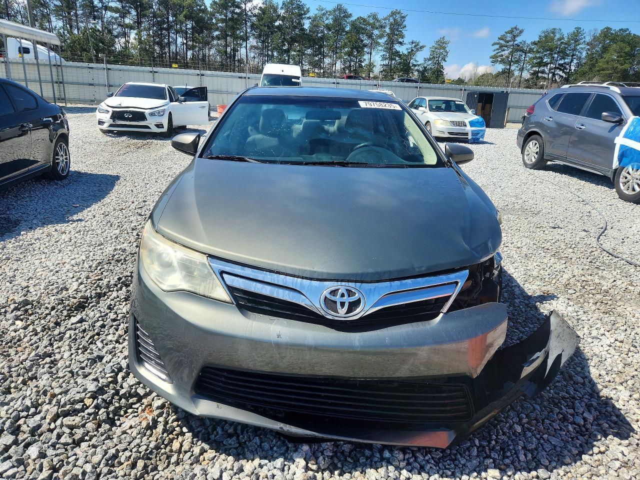 2012 Toyota Camry Le - Фото 5