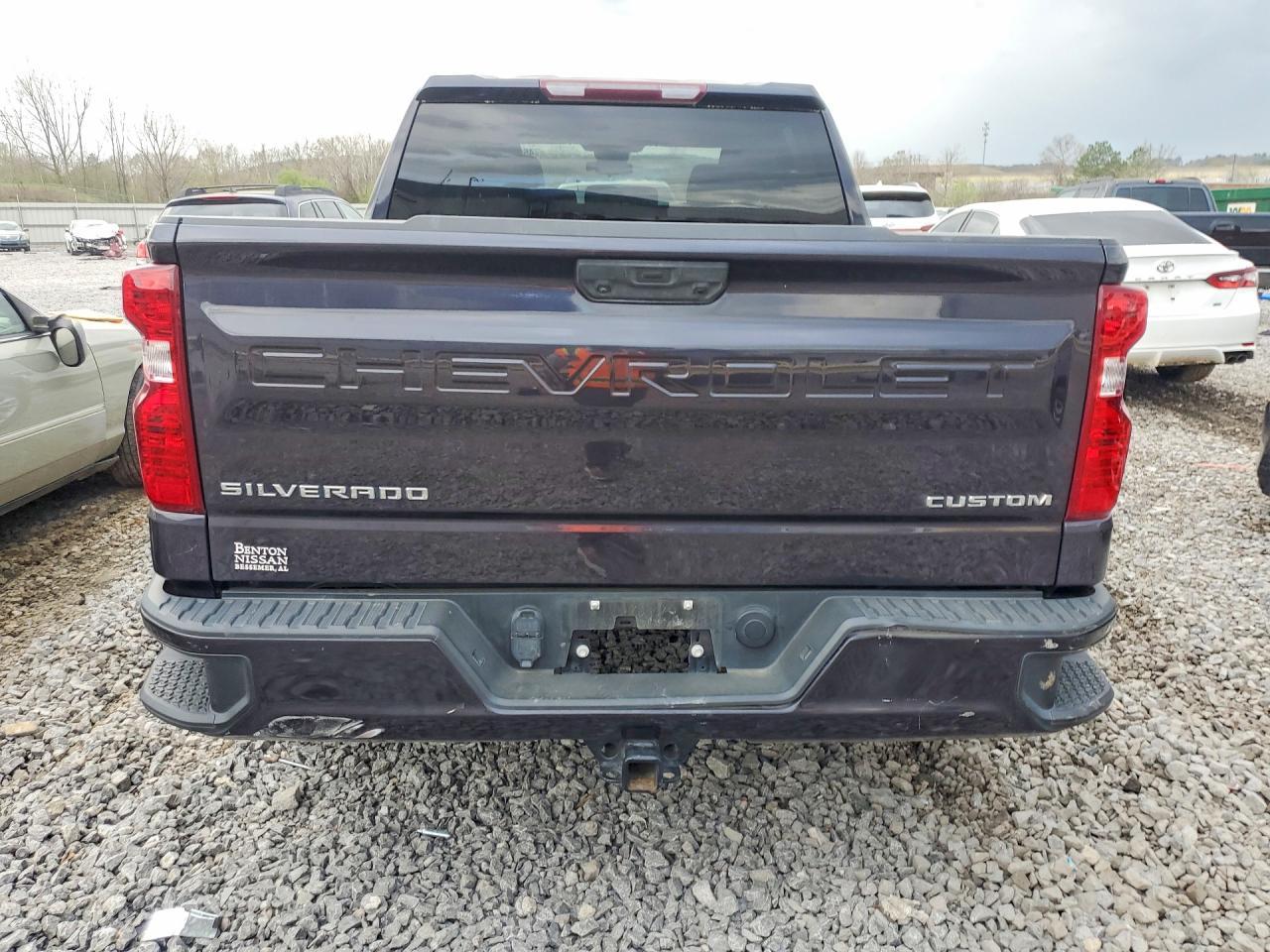 2022 Chevrolet Silverado K1500 Custom - Фото 6