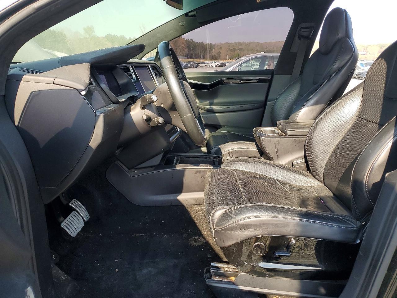 2016 Tesla Model X - Фото 7