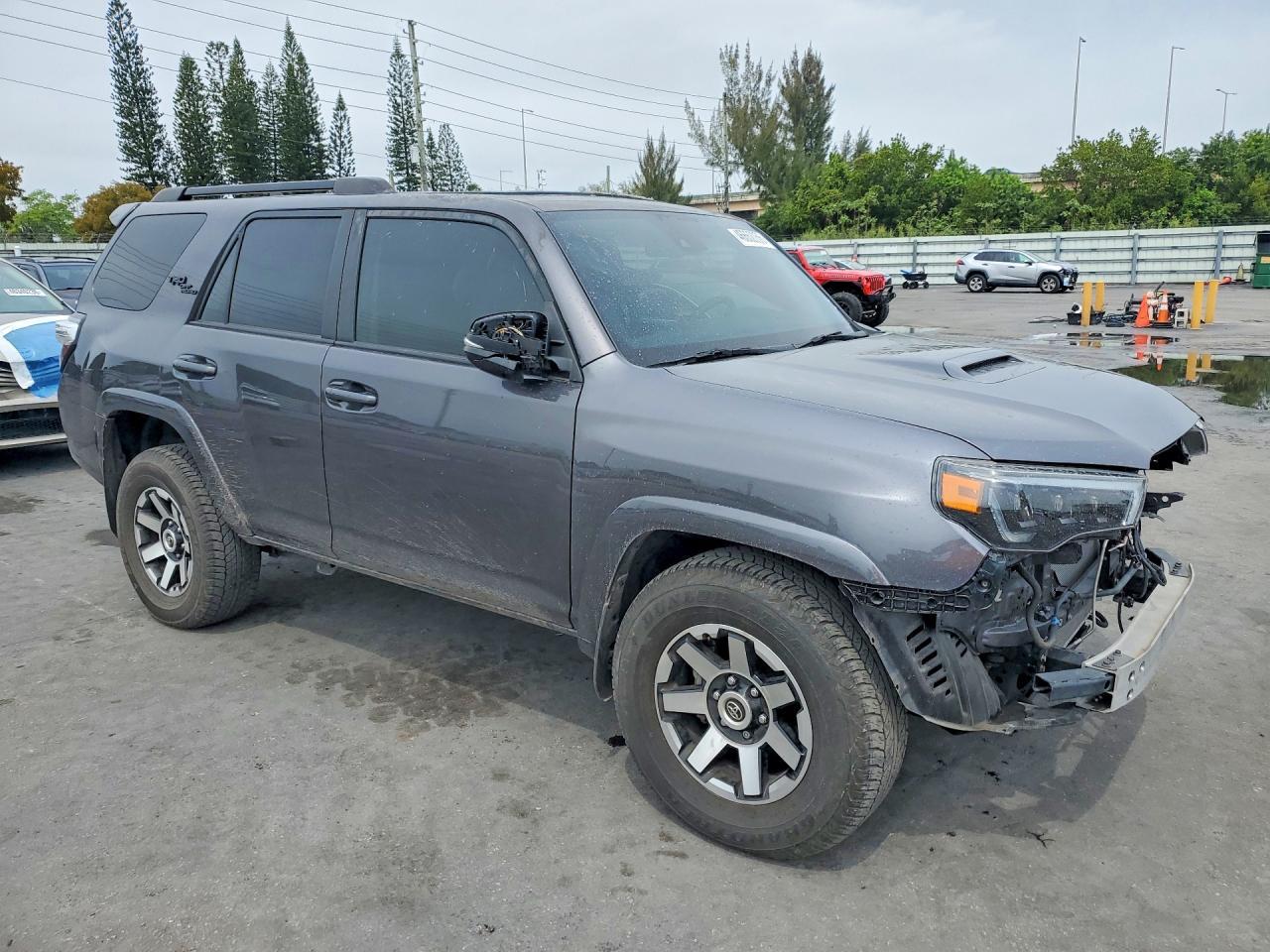 2023 Toyota 4Runner Trd Off-Road Premium - Image 4