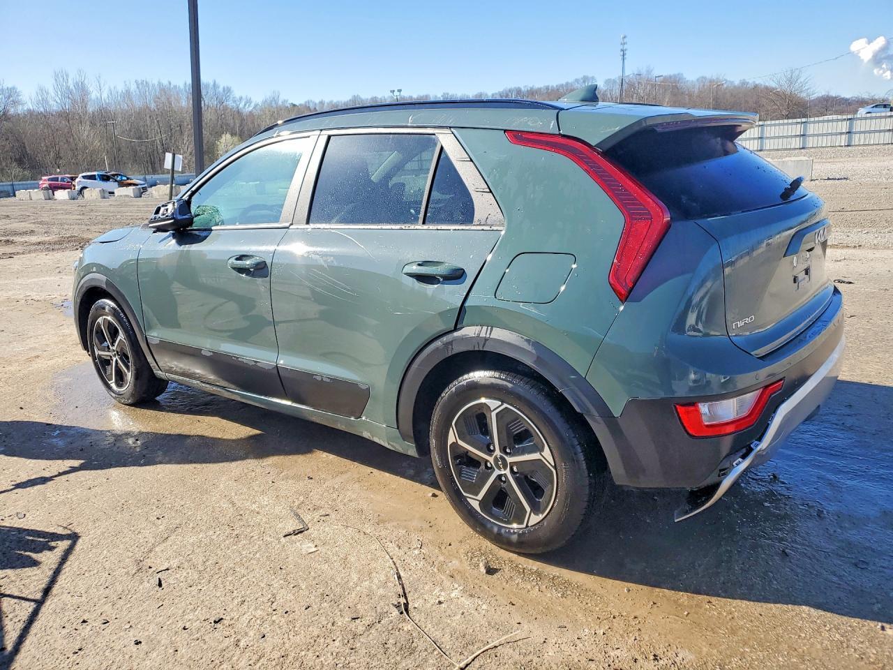 2025 Kia Niro Ex - Image 2