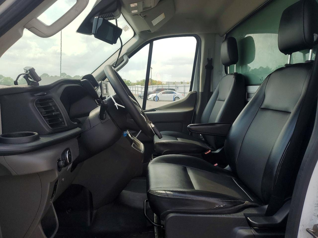2021 Ford Transit Delivery Truck - Image 7