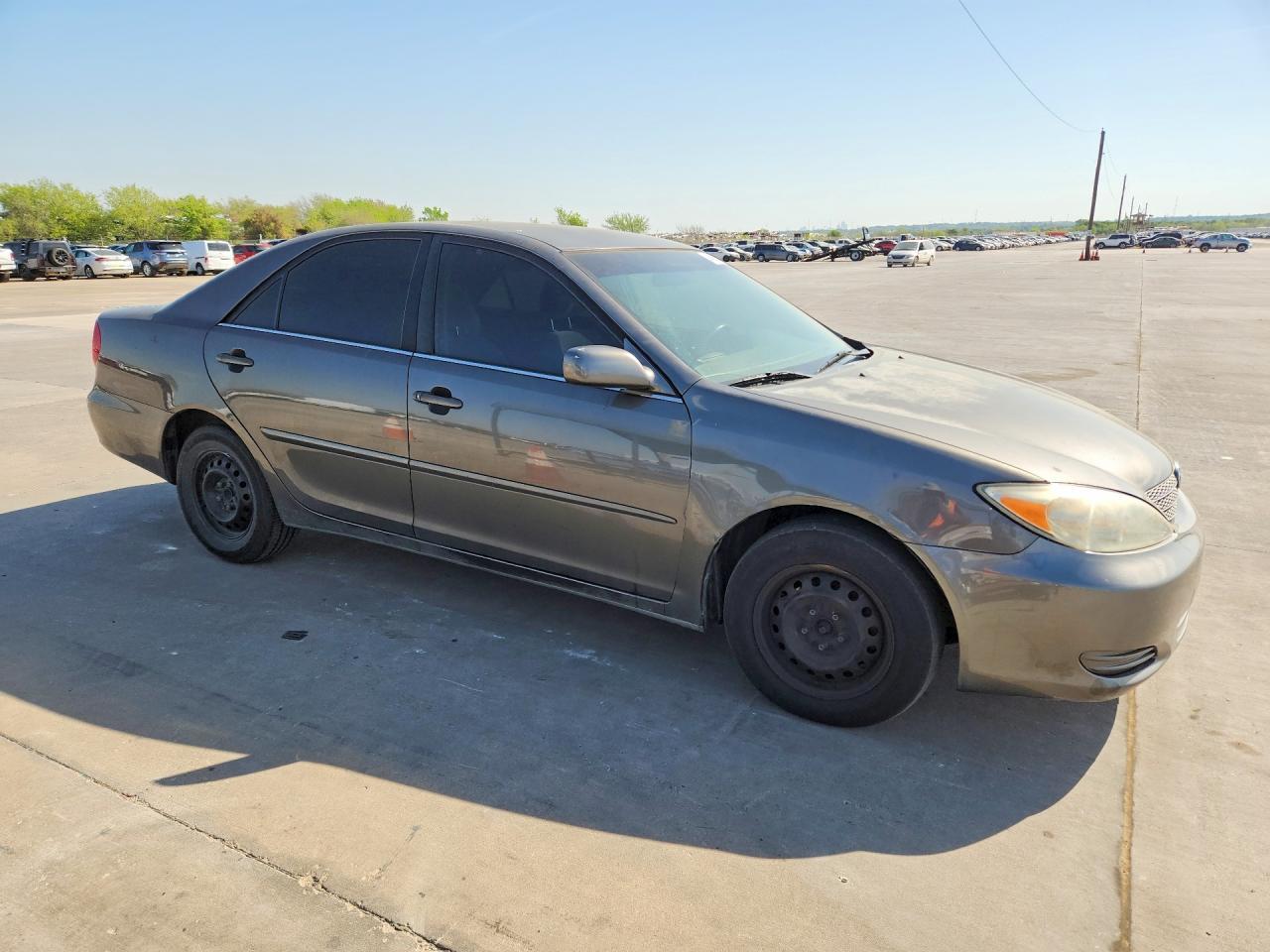 2004 Toyota Camry Le - Фото 4