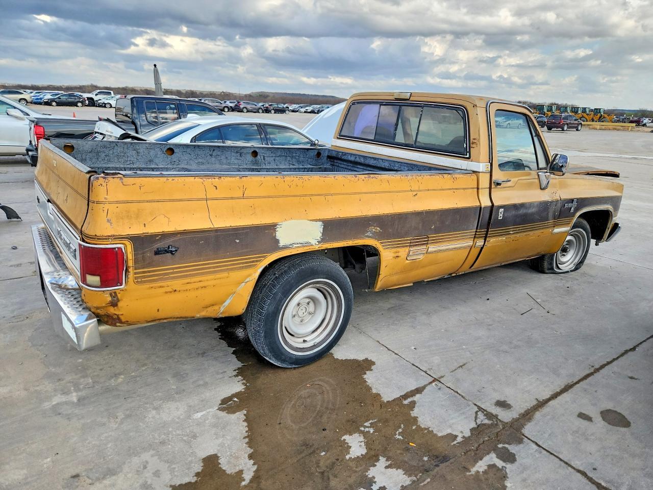 1986 Chevrolet C10 - Image 3
