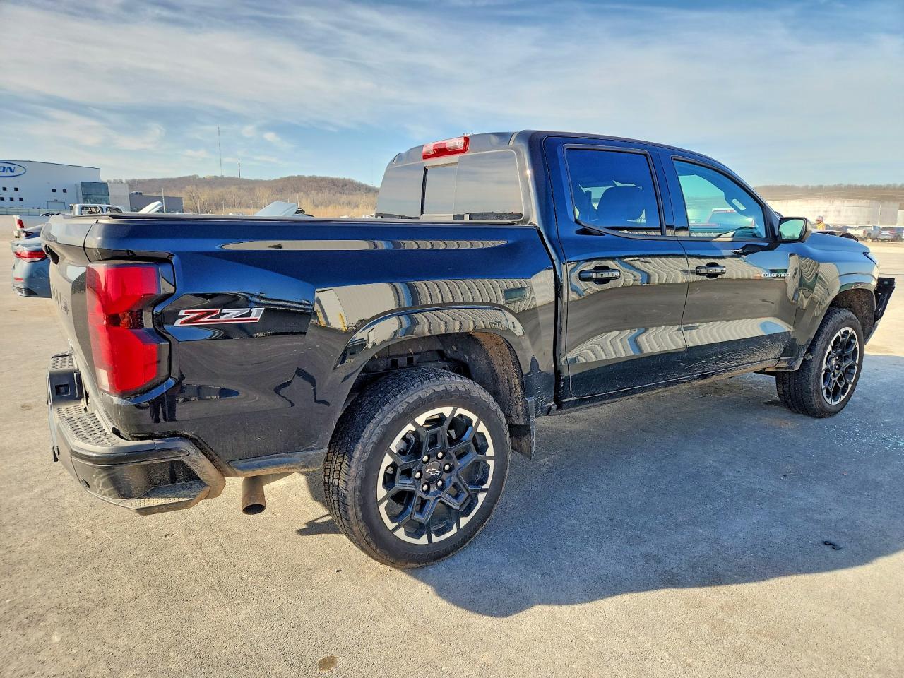 2026 Chevrolet Colorado Z71 - Фото 3