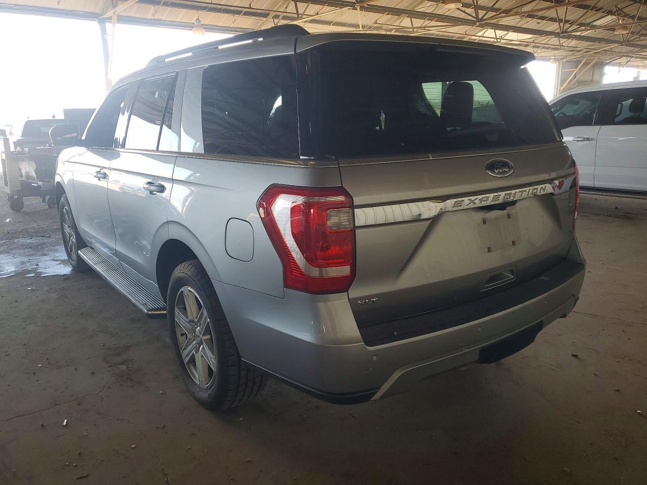 2020 Ford Expedition Xlt - Фото 2