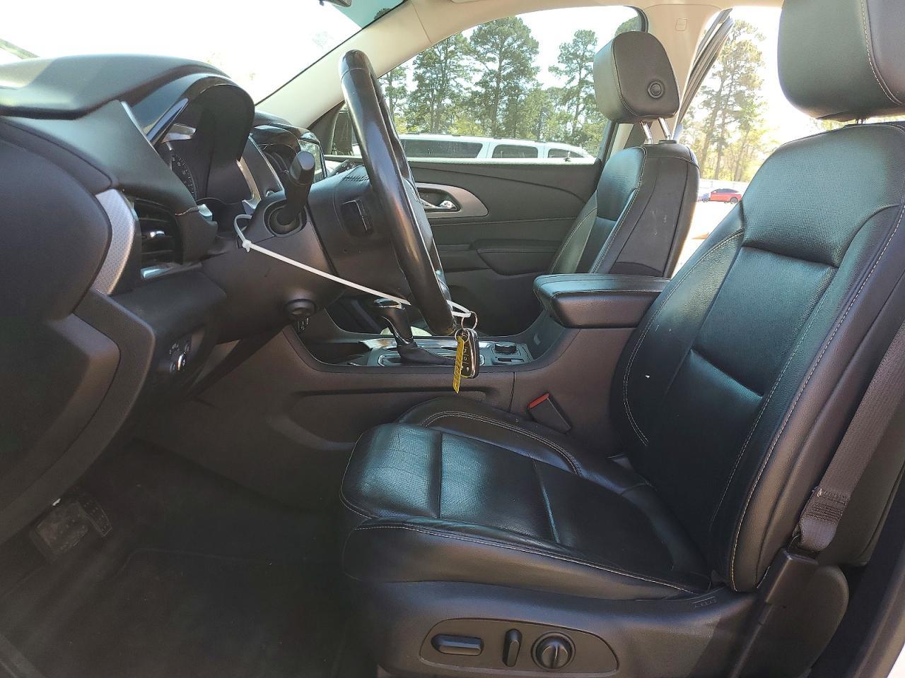 2020 Chevrolet Traverse Premier - Image 7