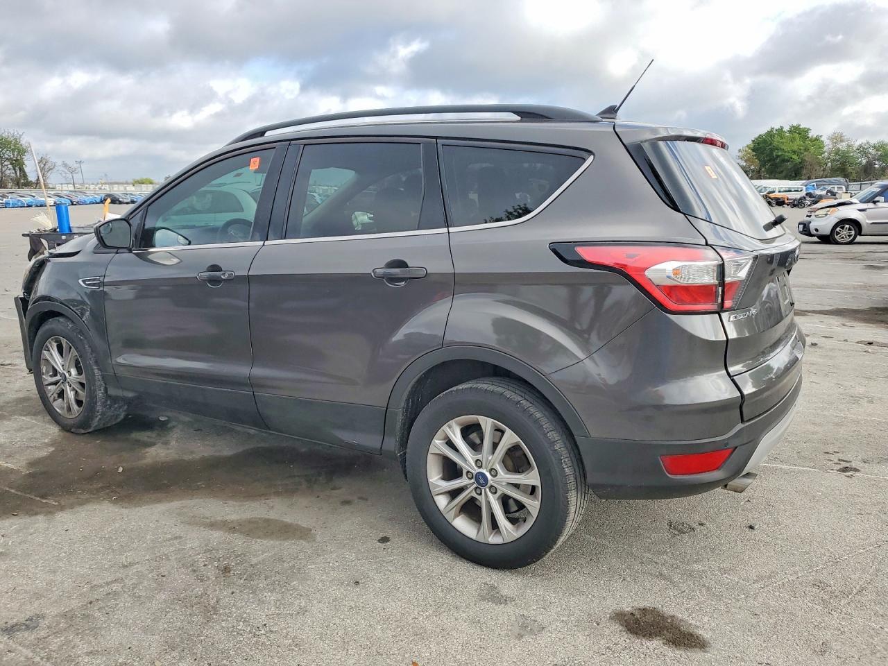 2018 Ford Escape Sel - Фото 2