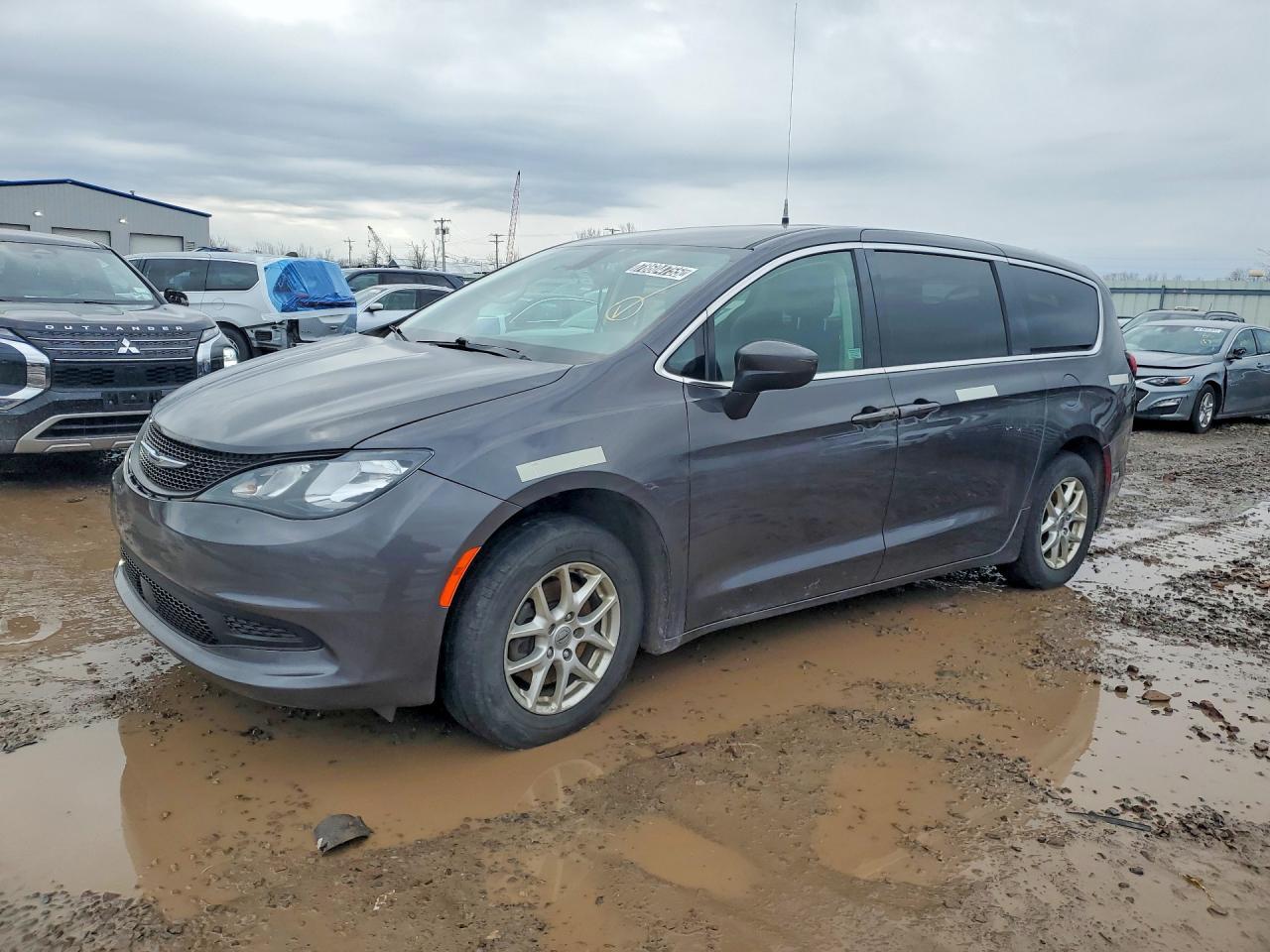 2022 Chrysler Voyager- Pri Fleet- Ck Eng Light On