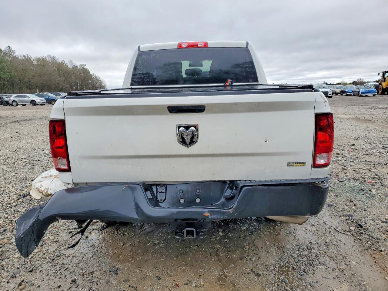 2019 Ram 1500 Classic Tradesman - Фото 6