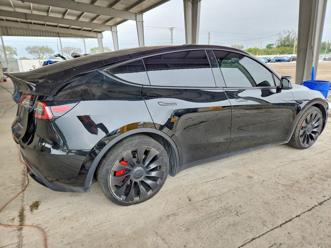 2022 Tesla Model Y - Image 3