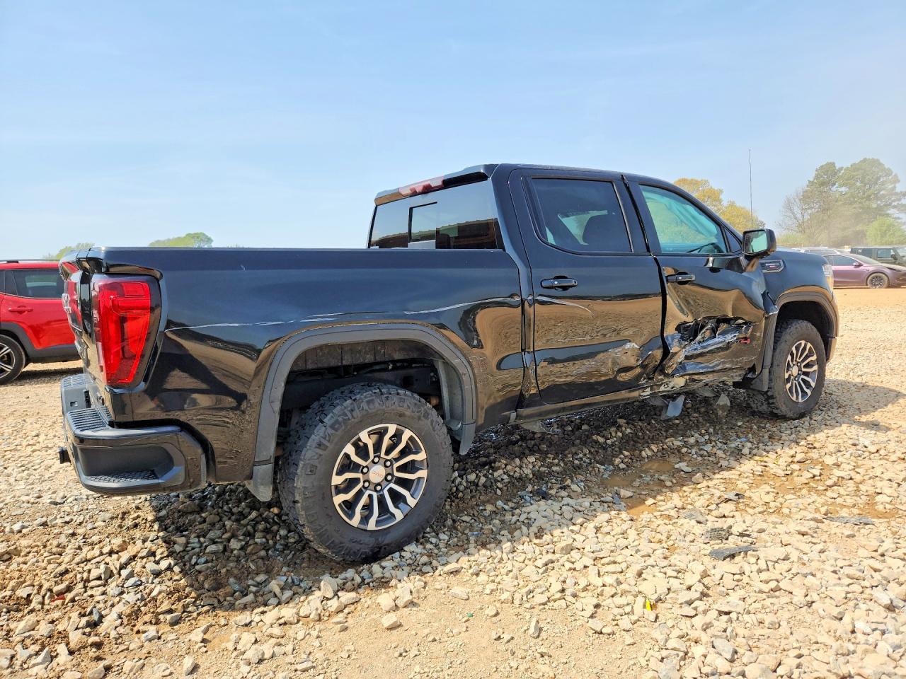 2020 GMC Sierra K1500 At4 - Фото 3