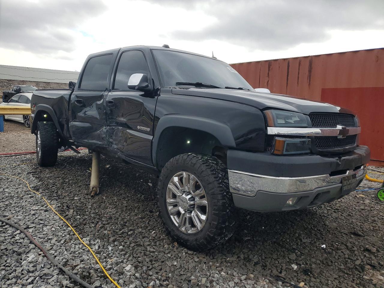 2004 Chevrolet Silverado K2500 Heavy Duty - Фото 4