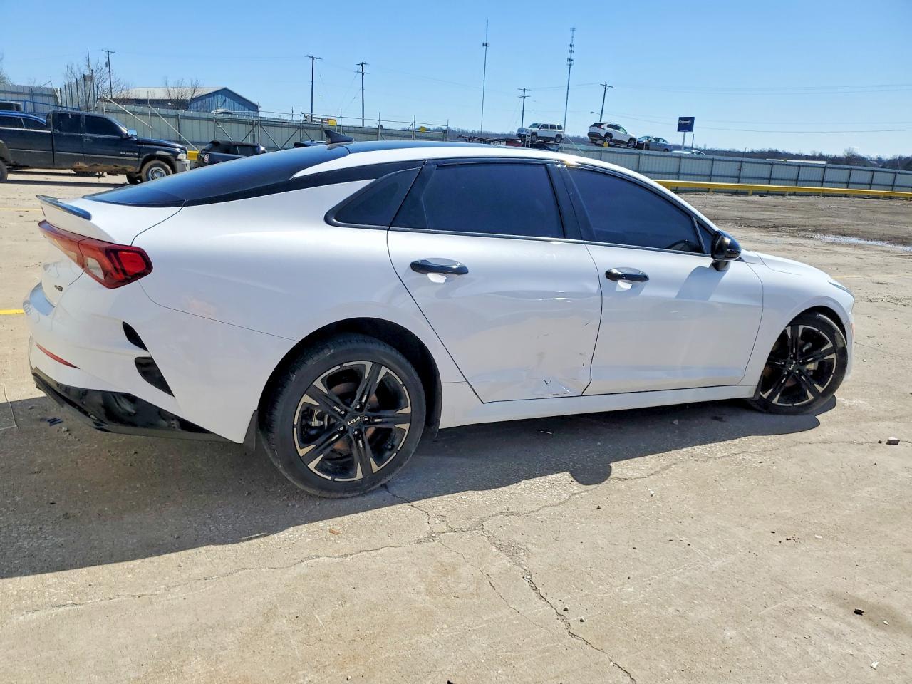 2022 Kia K5 Gt-Line - Фото 3