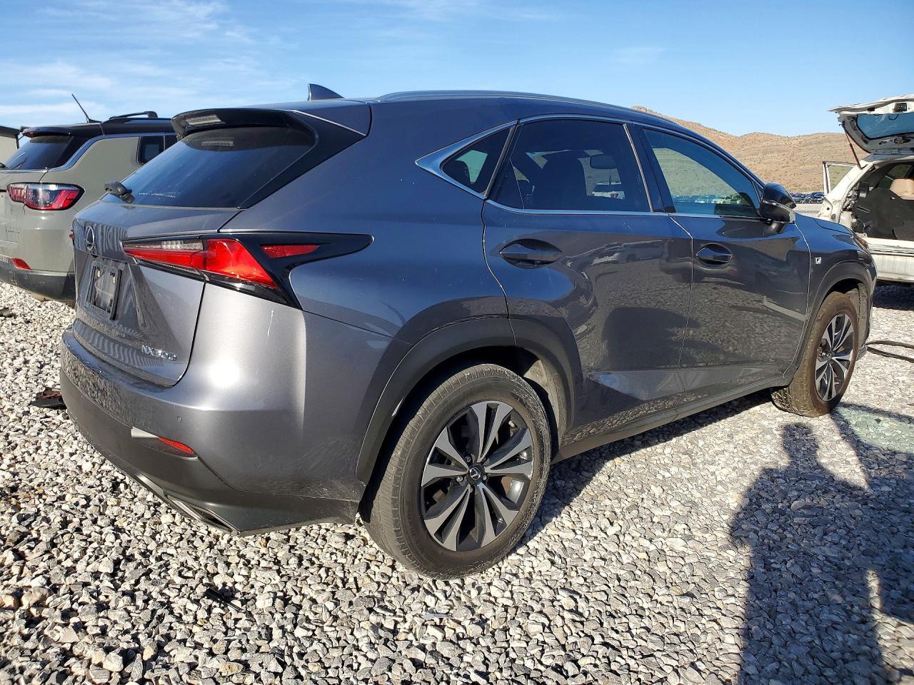 2021 Lexus Nx 300 F Sport - Image 3