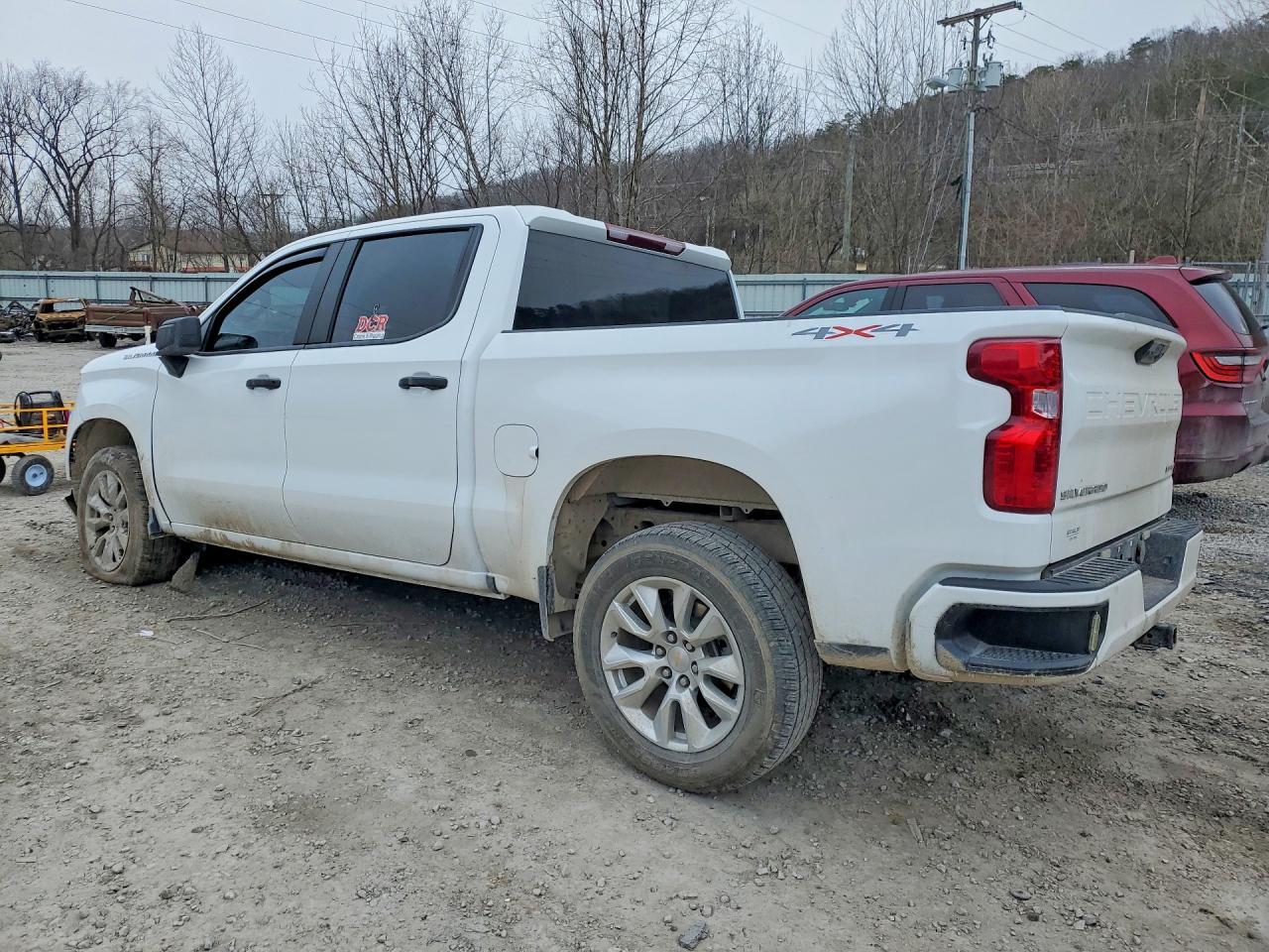 2025 Chevrolet Silverado K1500 Custom - Фото 2
