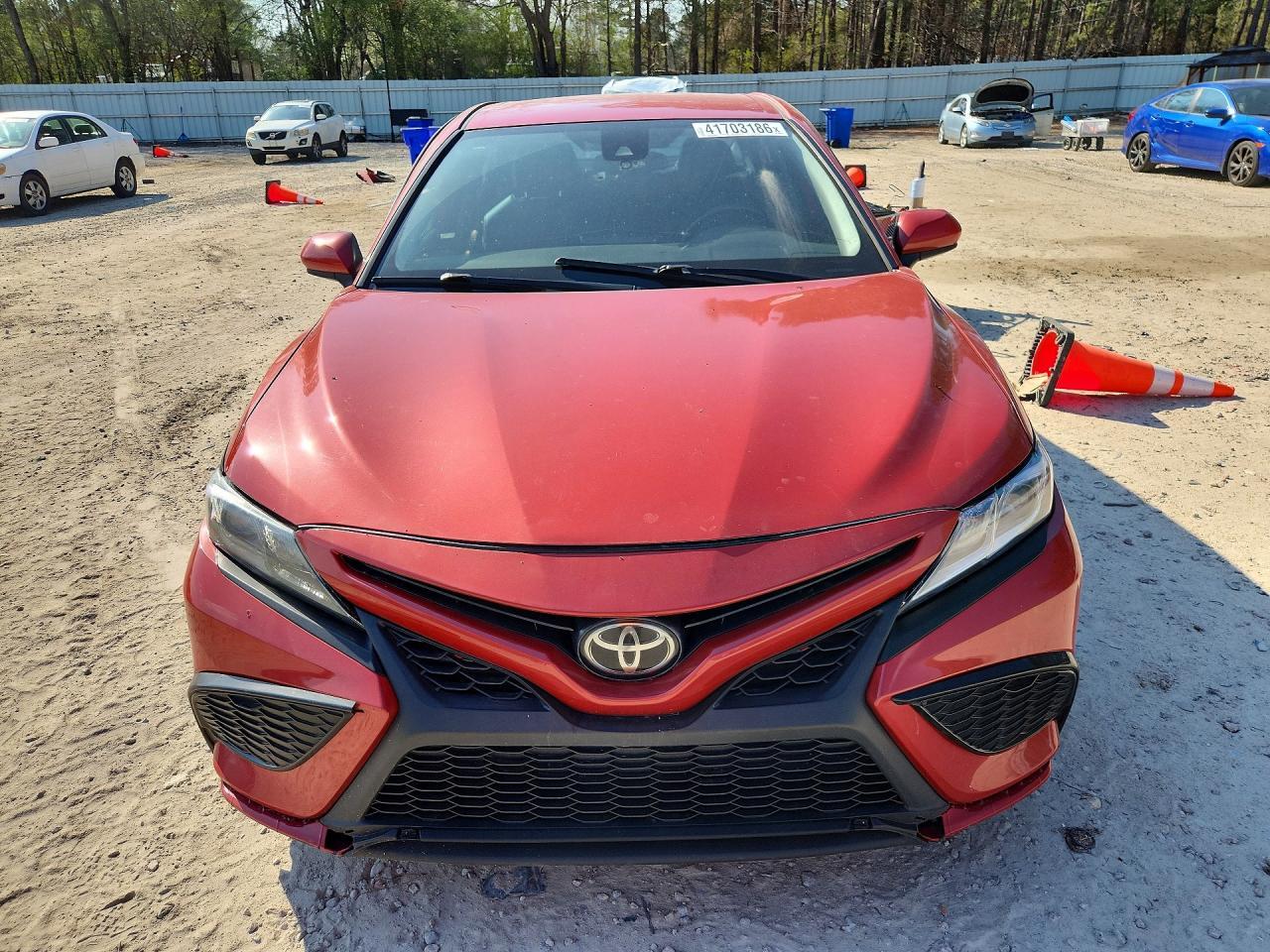 2021 Toyota Camry Se - Image 5