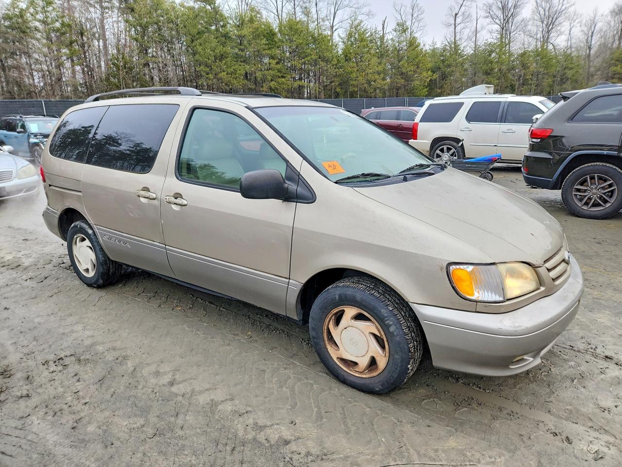 2003 Toyota Sienna - Фото 4