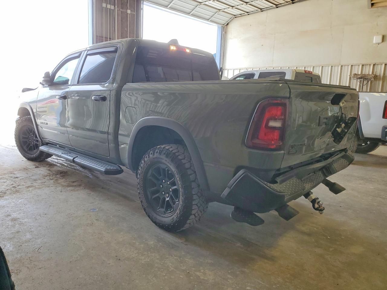 2026 Ram 1500 Rebel - Фото 2