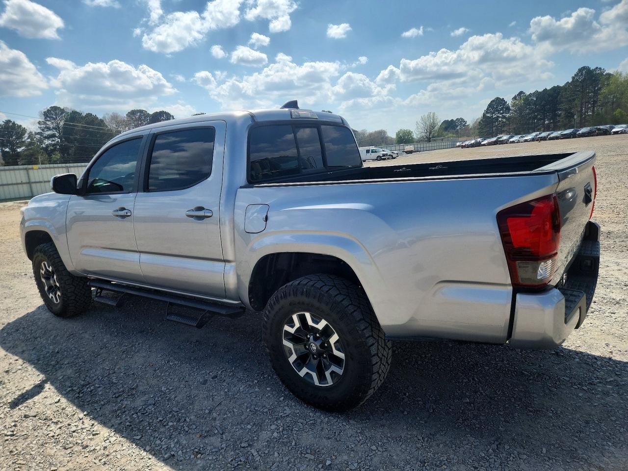 2021 Toyota Tacoma Sr - Фото 2