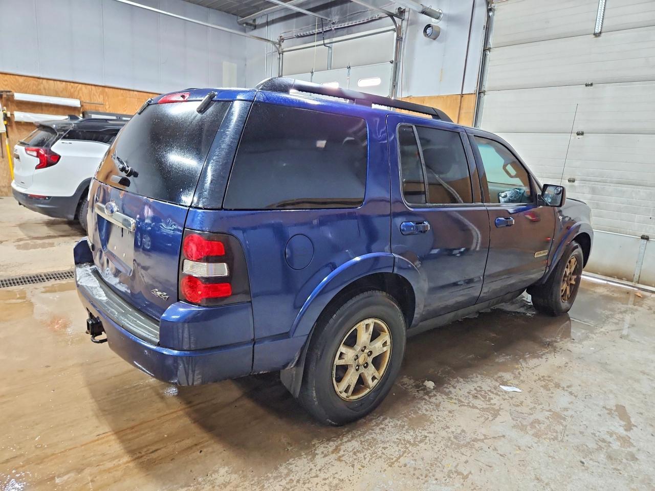 2008 Ford Explorer - Фото 3