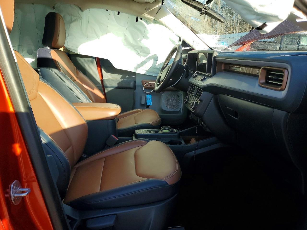2024 Ford Maverick Lariat - Image 7