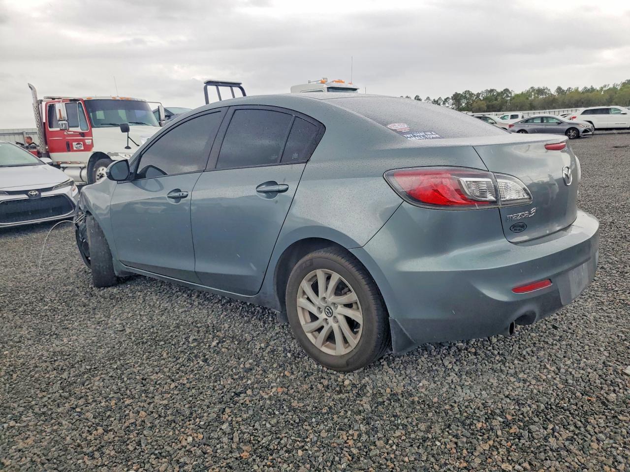 2013 Mazda 3 - Фото 2
