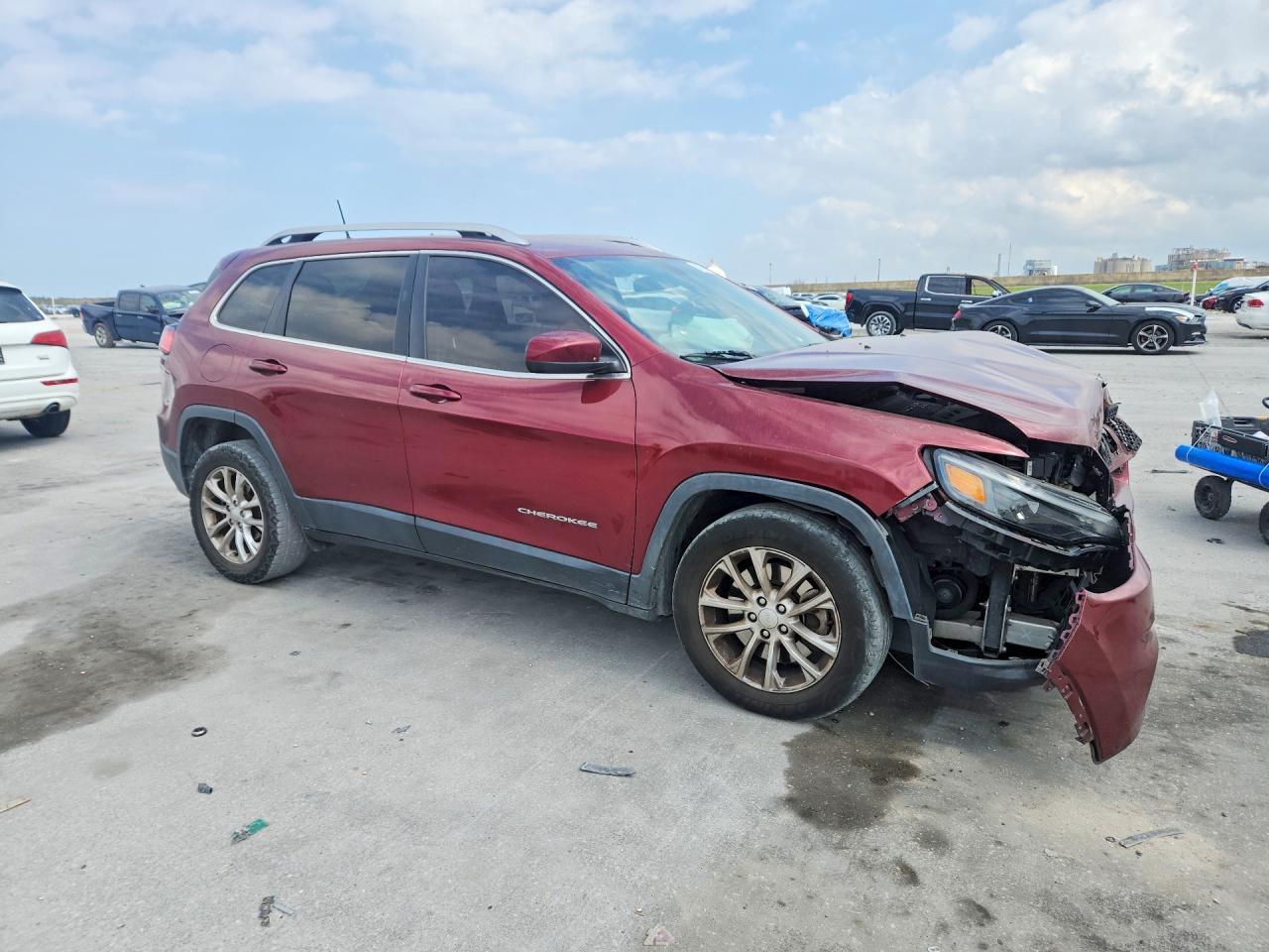2019 Jeep Cherokee Latitude - Фото 4