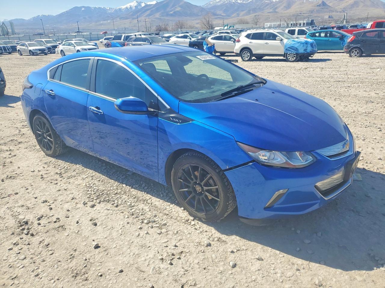 2018 Chevrolet Volt Lt - Image 4