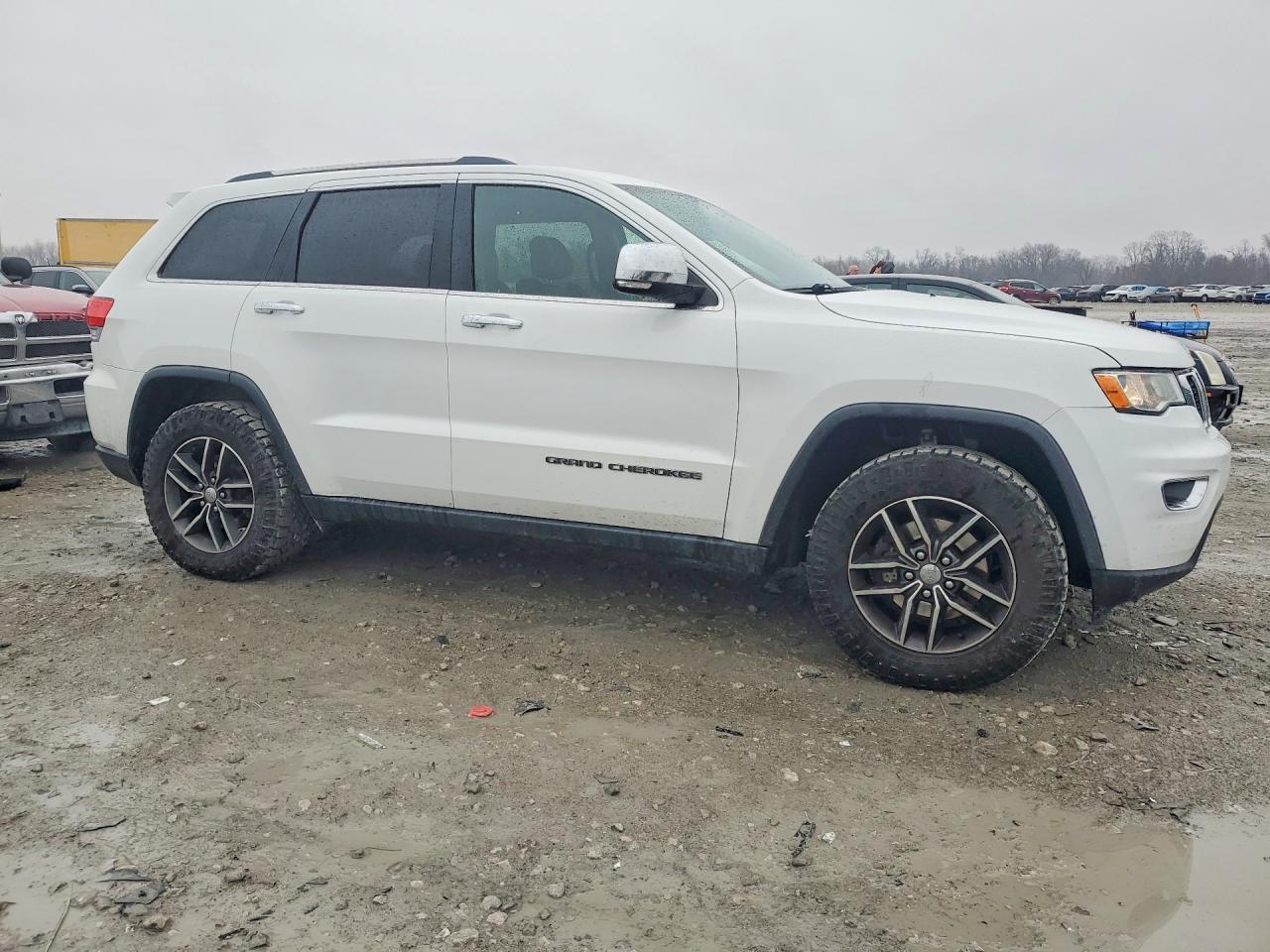 2017 Jeep Grand Cherokee - Фото 4